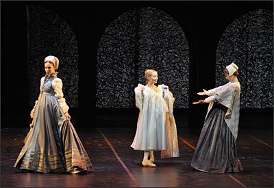 Szenenfoto aus dem Ballett Romeo und Julia