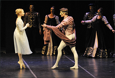 Ballett Romeo und Julia an der Deutschen Oper Berlin mit Marian Walter und Iana Salenko