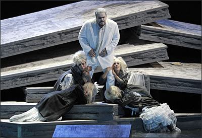 Die Liebe der Danae mit Katarina Bradic, Martina Welschenbach, Mark Delavan, Hila Fahima und Katarina Bradic