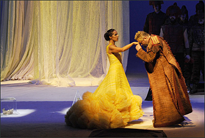 Béatrice Uria-Monzon und Ian Storey in die Trojaner