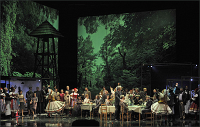 Theaterfoto der Oper Die verkaufte Braut an der Staatsoper Berlin