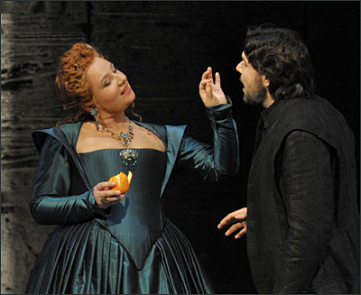 Anna Smirnova als Prinzessin Eboli und Massimo Giordano als Don Carlo