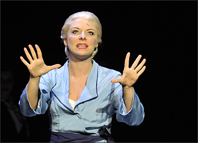 Abigail Jaye in Evita in Berlin