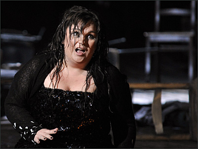 Erika Roos als Elektra in der Oper Idomeneo