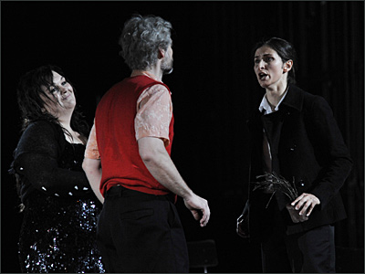 Erika Roos als Elektra, Rainer Trost als Idomeneo und Karolina Gumos als Idamante 