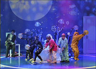 Kindermusical Lauras Stern mit Julia G&aacute;mez Martin, Andr&eacute; Haedicke und Sanne Buskermolen