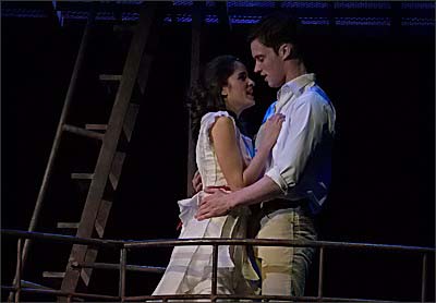 Elena Sancho Pereg und Liam Tobin